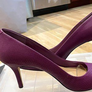 BCBGeneration Magenta Heels - Size 9.5